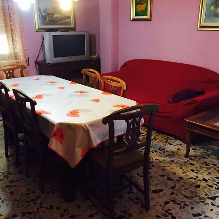 Casa Rossa Con Murales Sardegna 5 Km Dal Mare Lejlighed