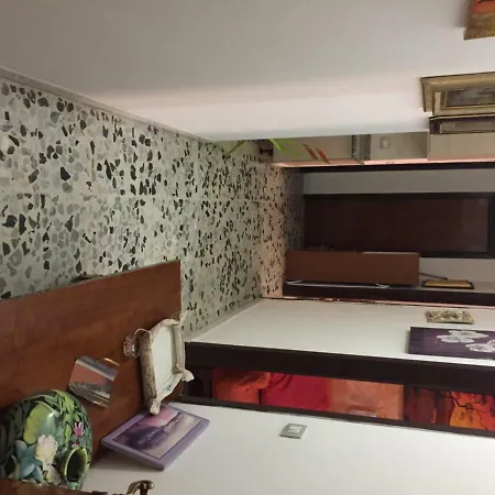 Casa Rossa Con Murales Sardegna 5 Km Dal Mare Lejlighed *